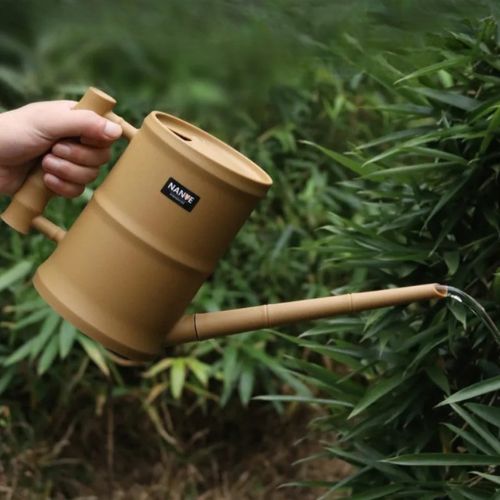 arrosoir-plastique-pratique