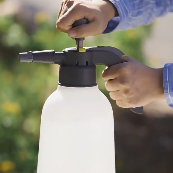 pulvérisateur-pour-jardin-pompe-manuelle