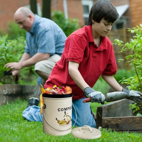 composteur-de-cuisine-potager